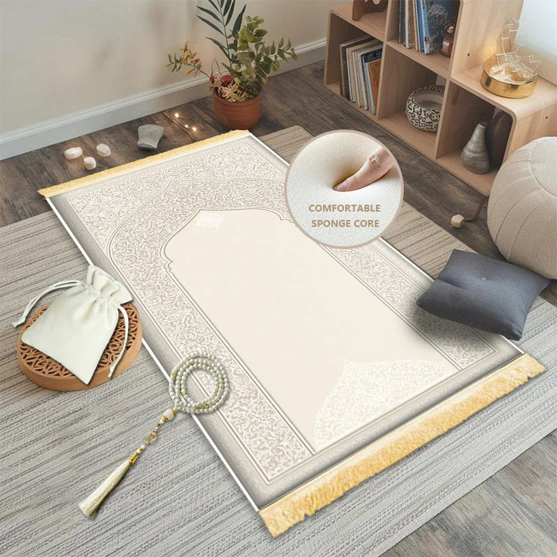 VIKAMA Muslim Prayer Mat, Soft Prayer Mat, Suitable for Men and Women, Ideal for Home Prayers and Spiritual Spaces.